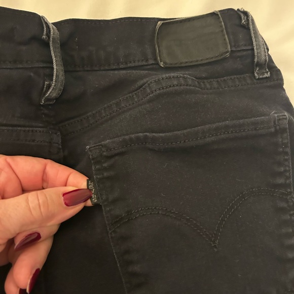 Levi’s black stretch 724 cropped raw edge size 29 - Picture 4 of 13
